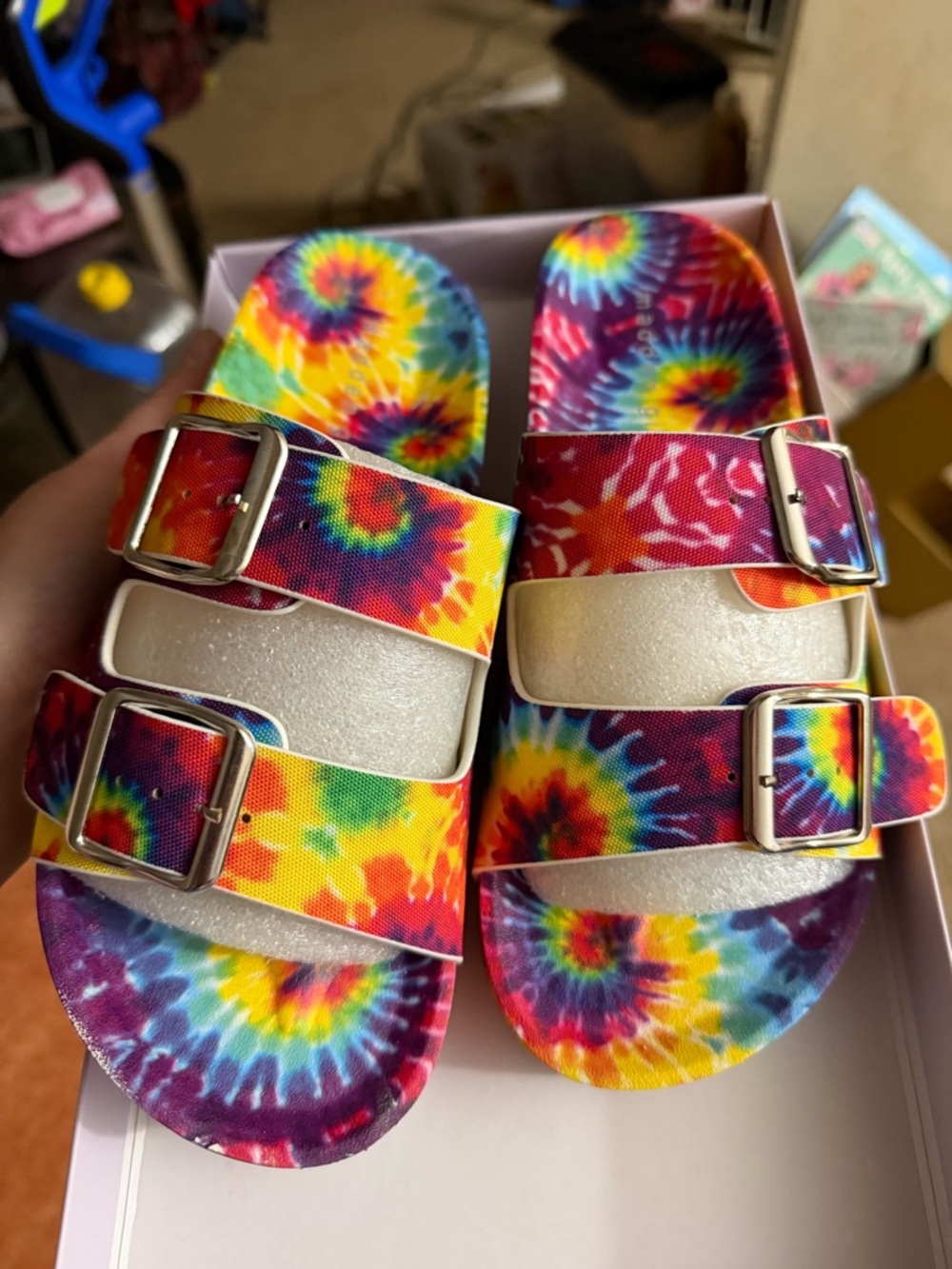 Womens madden girl Tie-Dye Double-Buckle Slide Sandals - Rainbow 7 new - Picture 2 of 4